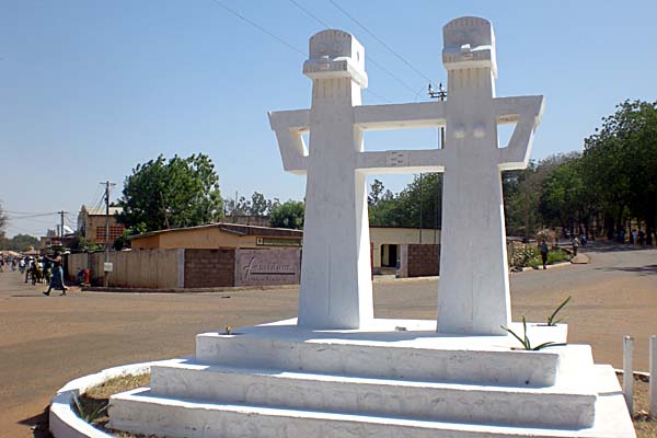 Le monument de l'Union - Dapaong - Togo